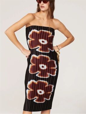 Arthur Apparel Arthur Apparel Flower Pleated Dress, Size: 6